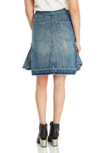 Zip-embellished denim skirt